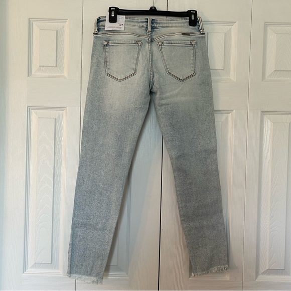 Women’s KanCan Low Rise Skinny Jean - Picture 2 of 5